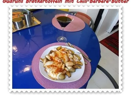 Rezept: Kartoffeln: Bratkartoffeln mit Chili-Berbere-Butter Bild Nr. 10 Kartoffeln: Bratkartoffeln mit Chili-Berbere-Butter - Rezept - Bild Nr. 10