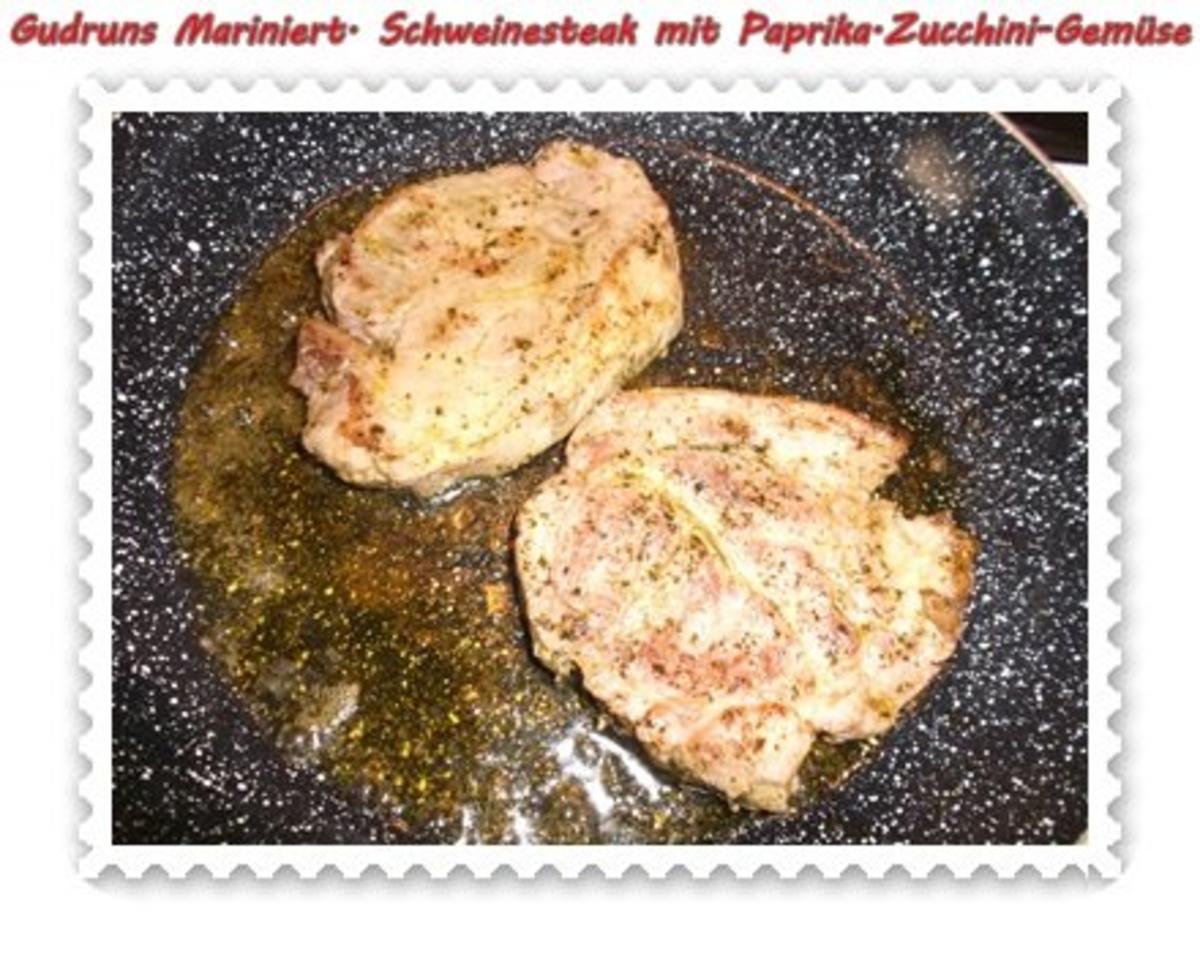 Fleisch: Marinierte Steaks mit Paprika-Zucchini-Gemüse und Kräuter-Ofenkartoffeln - Rezept - Bild Nr. 11