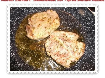Fleisch: Marinierte Steaks mit Paprika-Zucchini-Gemüse und Kräuter-Ofenkartoffeln - Rezept - Bild Nr. 11