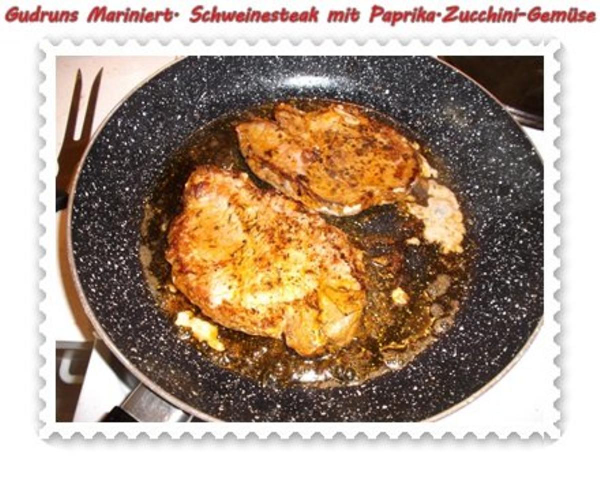 Fleisch: Marinierte Steaks mit Paprika-Zucchini-Gemüse und Kräuter-Ofenkartoffeln - Rezept - Bild Nr. 17