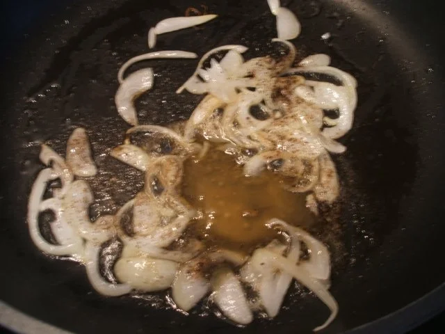 Gemüse: Panierte Zucchinisticks mit warmem Tomatensalat - Rezept - Bild Nr. 8