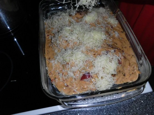 Geschichtete Käse-Hähnchenbrustfilets in einer Zwiebel-Senfsahnesauce, überbacken - Rezept - Bild Nr. 16