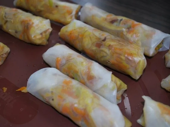 Rezept: Kleine Frühlingsrollen Bild Nr. 4 Kleine Frühlingsrollen - Rezept - Bild Nr. 4