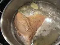 Rezept: Schwein: Deftiges Eisbein mit Sauerkraut Bild Nr. 3 Schwein: Deftiges Eisbein mit Sauerkraut - Rezept - Bild Nr. 3