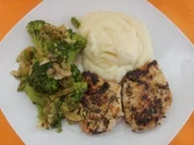 Hähnchenschnitzel mit Mandel-Brokkoli - Rezept