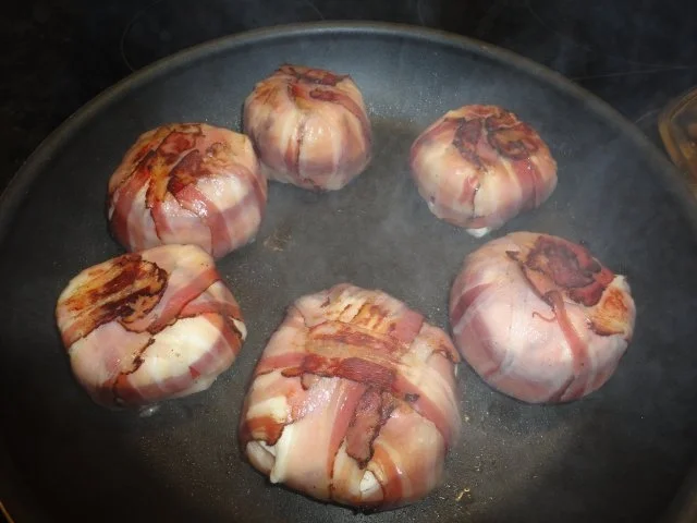 Rezept: Mozzarella pikant gefüllt Bild Nr. 11 Mozzarella pikant gefüllt - Rezept - Bild Nr. 11