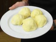 Marillenknödel mit Vinschger Marillenbrand - Rezept