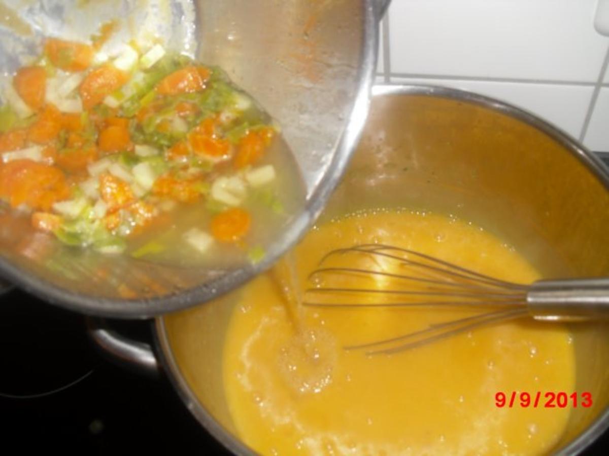 Kürbis-Suppe mit Gemüseeinlage - Rezept - Bild Nr. 7