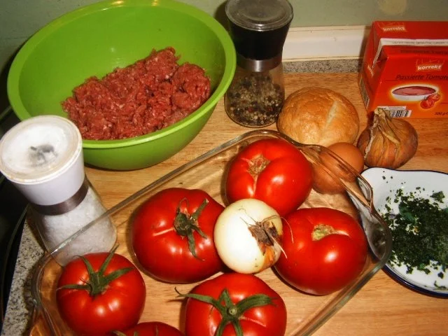 Tomaten gefüllt mit Kartoffelhäubchen - Rezept - Bild Nr. 3