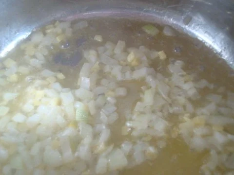 Kürbis-Orangensuppe mit Zimtcroûtons - Rezept - Bild Nr. 7