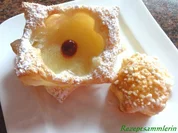 Blätterteig:   ANANAS - ROSEN - Rezept