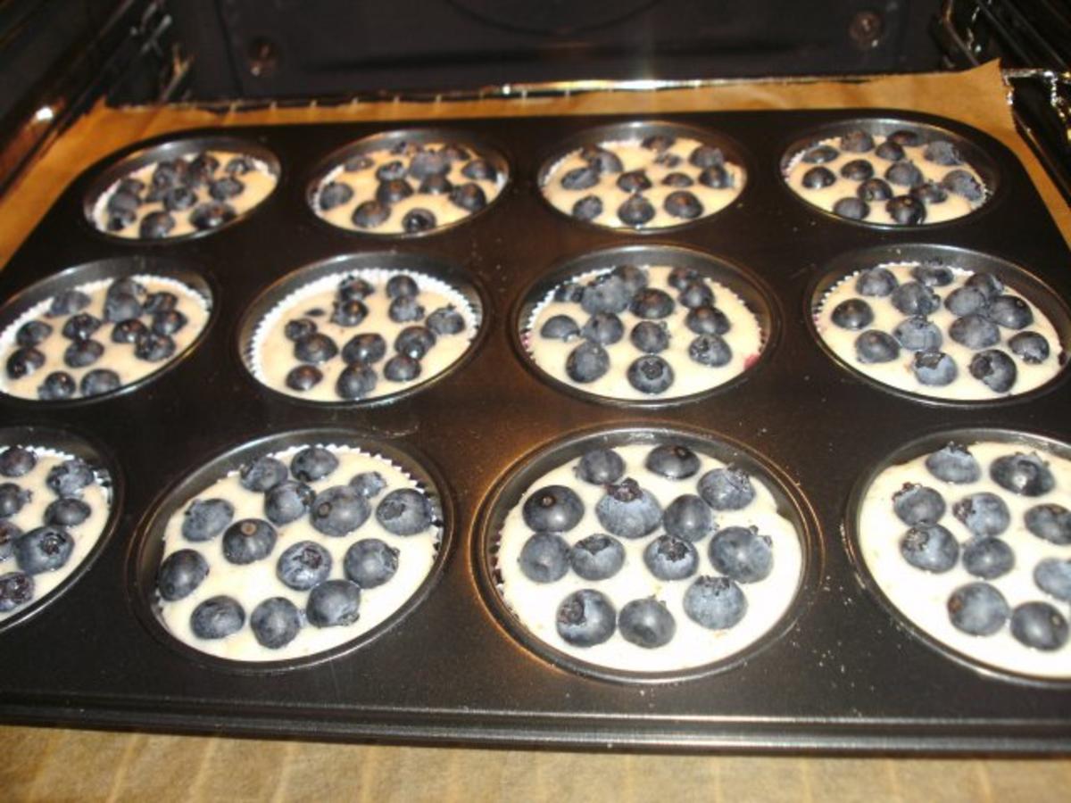 Heidelbeer - Muffins - Rezept - Bild Nr. 2