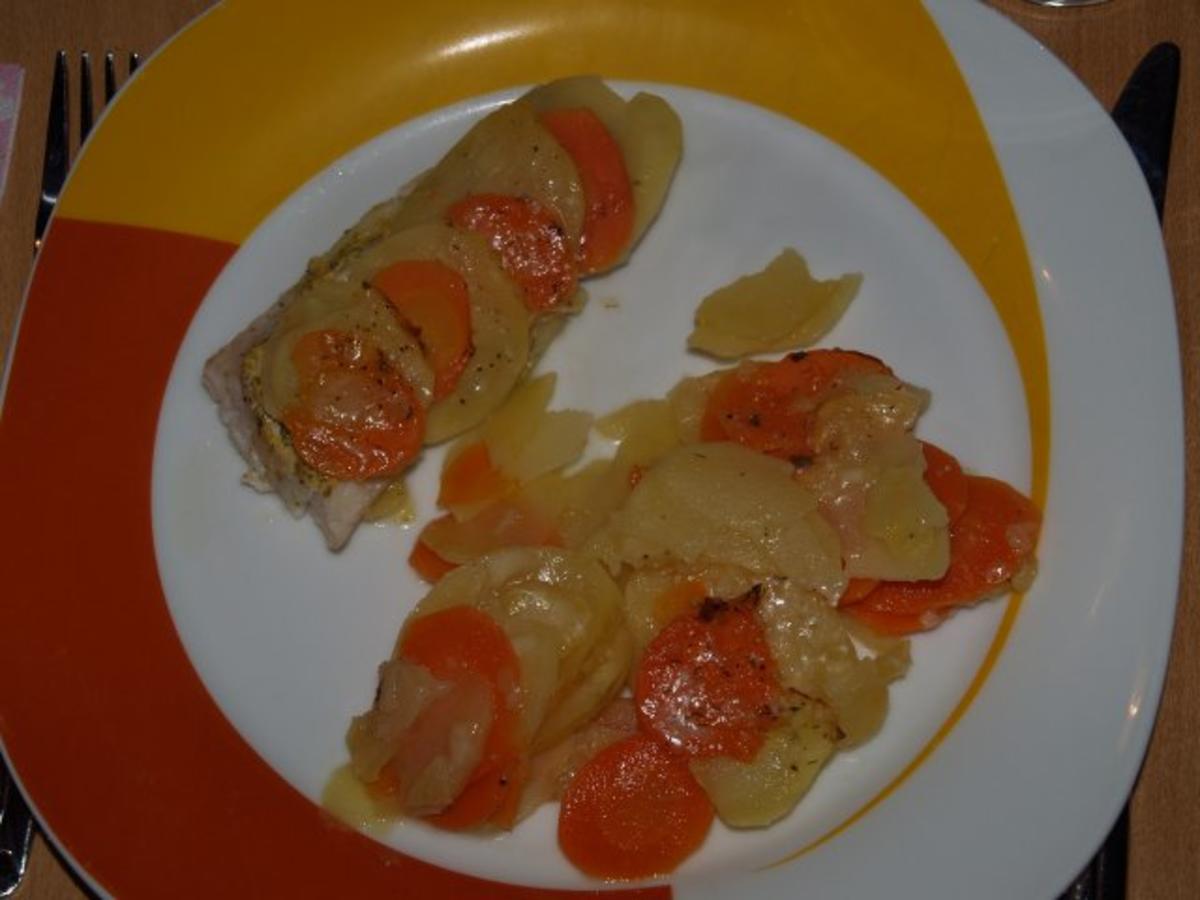 Kabeljau-Kartoffel-Möhren-Gratin - einfach - von CookieDough