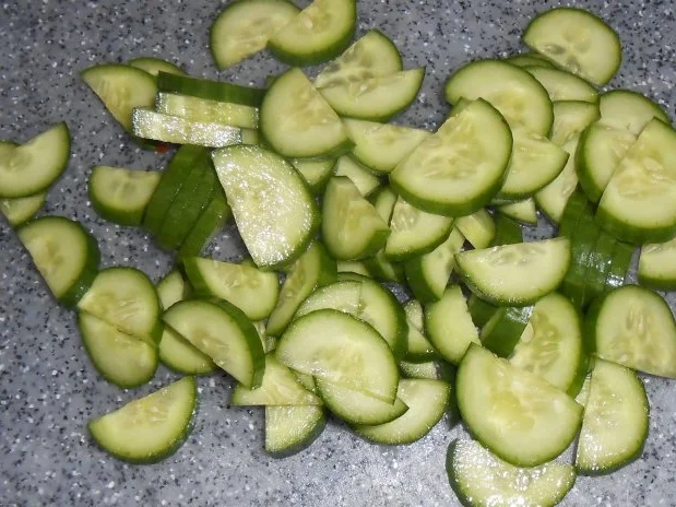 Rezept: Nudelsalat *bunter Herbst* Bild Nr. 6 Nudelsalat *bunter Herbst* - Rezept - Bild Nr. 6