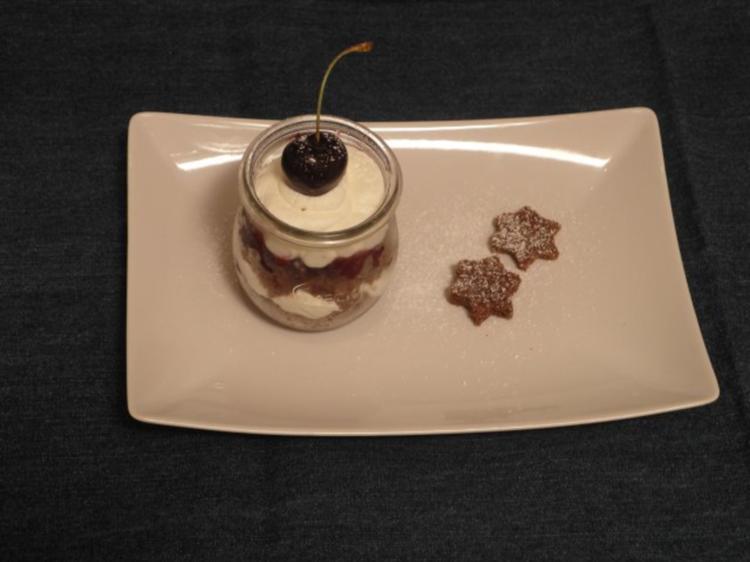 Schwarzwälder Kirschtorte im Glas - von Das perfekte Dinner