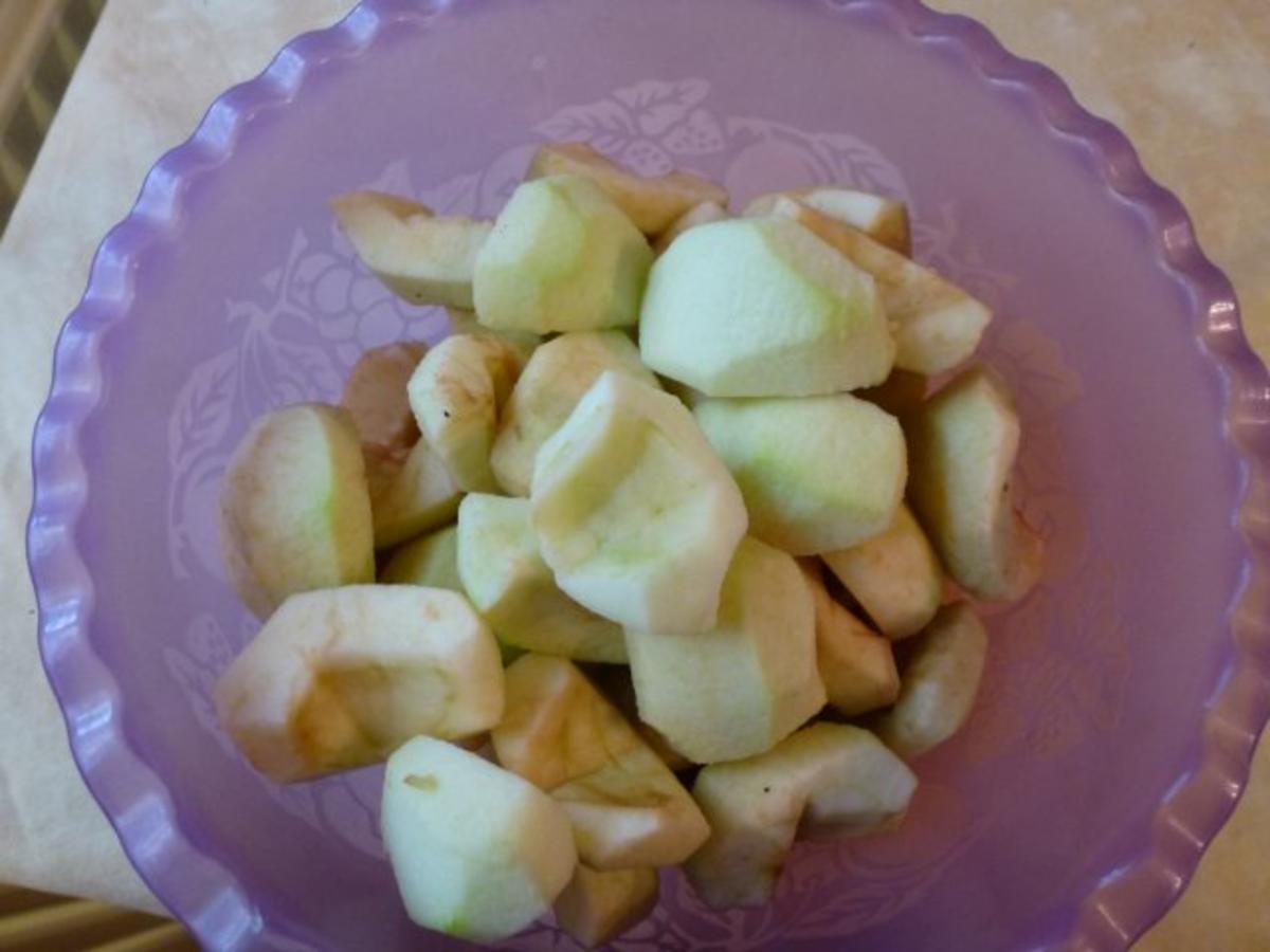 Knuspriger Apfel-Nuss-Zimt-Streuselkuchen - Rezept - Bild Nr. 4