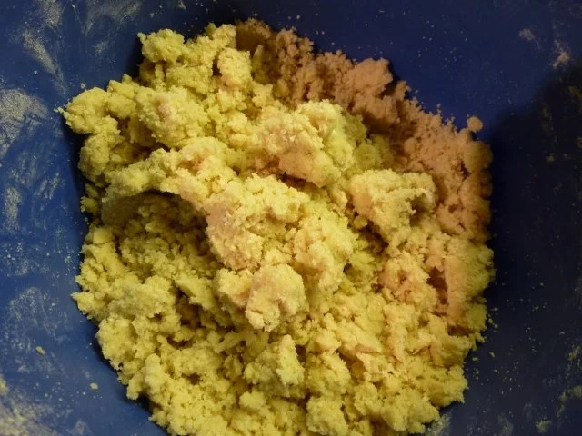 Rezept: Knuspriger Apfel-Nuss-Zimt-Streuselkuchen Bild Nr. 8 Knuspriger Apfel-Nuss-Zimt-Streuselkuchen - Rezept - Bild Nr. 8