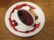 Chocomole, Frozen Blueberry Yoghurt und ein Hauch von Lavendel - Rezept