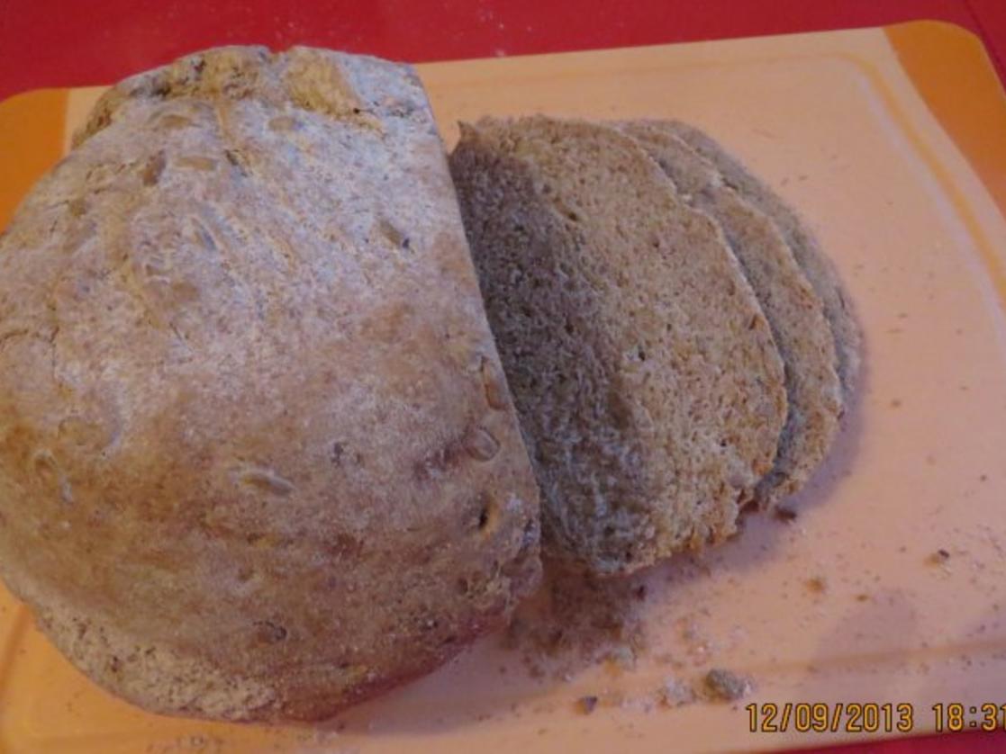 Brot: Dinkelbrot mit Sonnenblumenkernen - einfach - von jasti180101