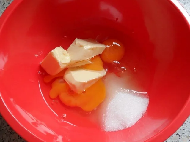 Fruchtige Schoko-Käseküchlein mit Nektarinen und Erdnüssen - Rezept - Bild Nr. 2