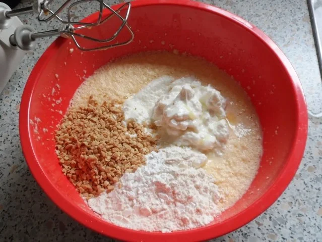 Fruchtige Schoko-Käseküchlein mit Nektarinen und Erdnüssen - Rezept - Bild Nr. 3