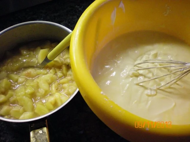 Rezept: Kuchen: Quarkkuchen mit Pfirsichen vom Blech Bild Nr. 4 Kuchen: Quarkkuchen mit Pfirsichen vom Blech - Rezept - Bild Nr. 4