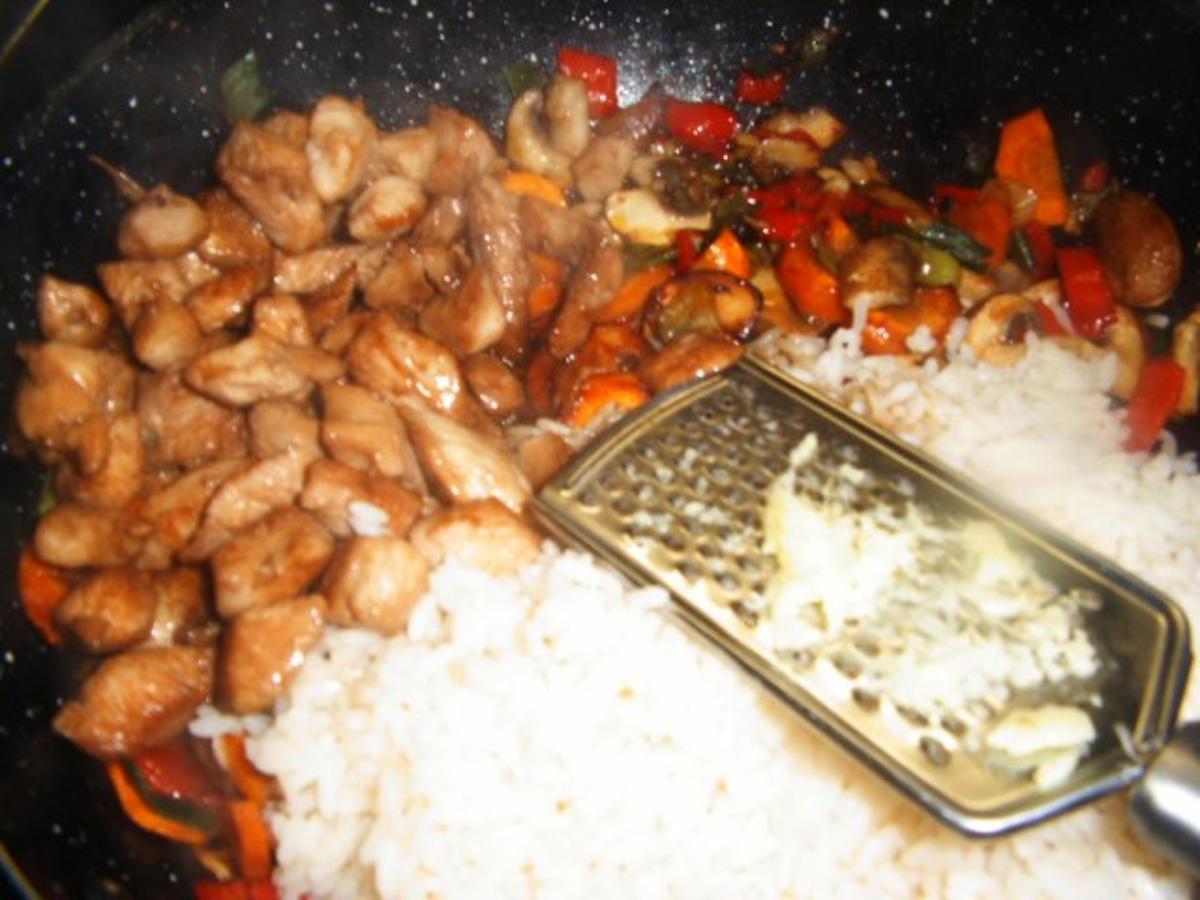 Hähnchen-Reispfanne gebraten - Rezept - Bild Nr. 7