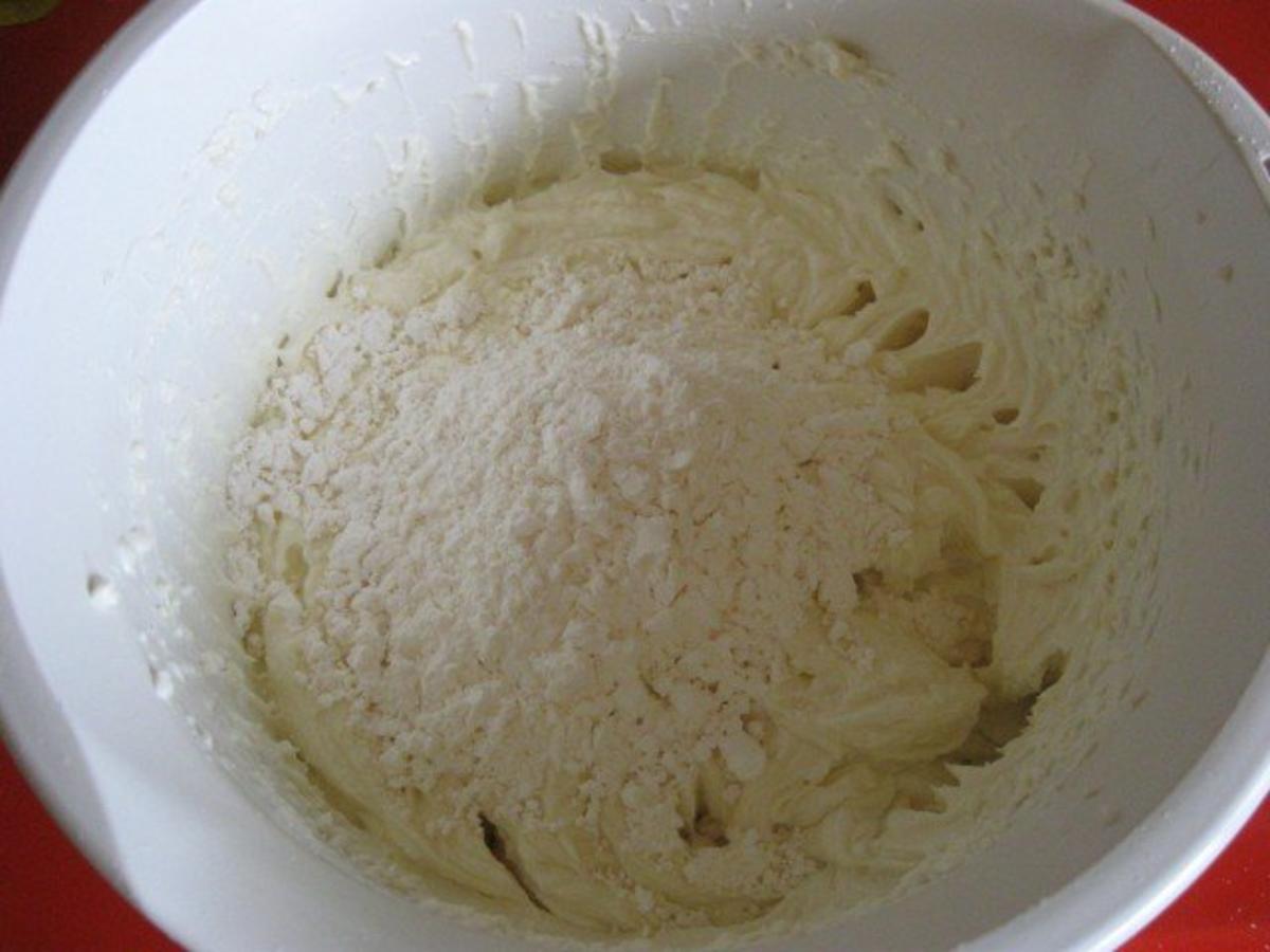 Marmorierter Käsekuchen mit Schokostreusel - einfach - von manschie