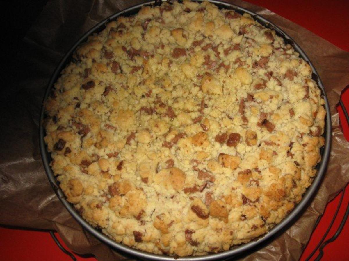 Marmorierter Käsekuchen mit Schokostreusel - Rezept - kochbar.de