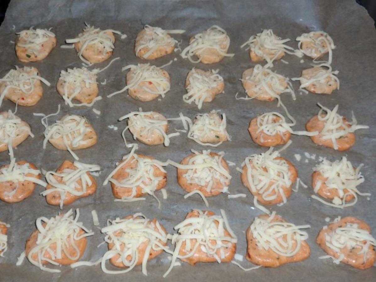 Pikantes Käsegebäck: Würzige Pizza Kräcker &amp; scharfe Chili Rosmarin ...