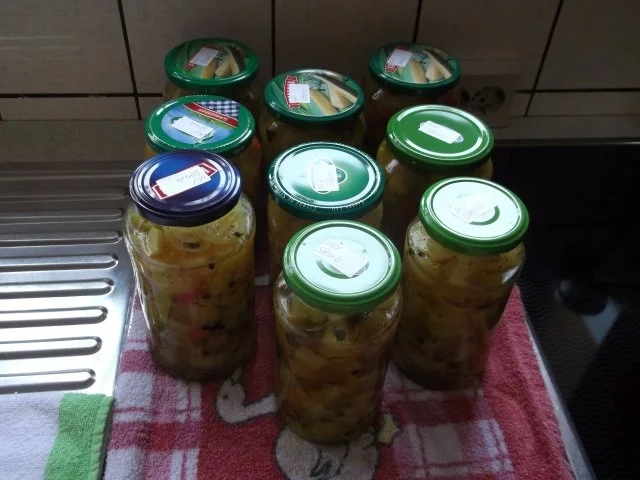 Zucchini süß-sauer - Rezept