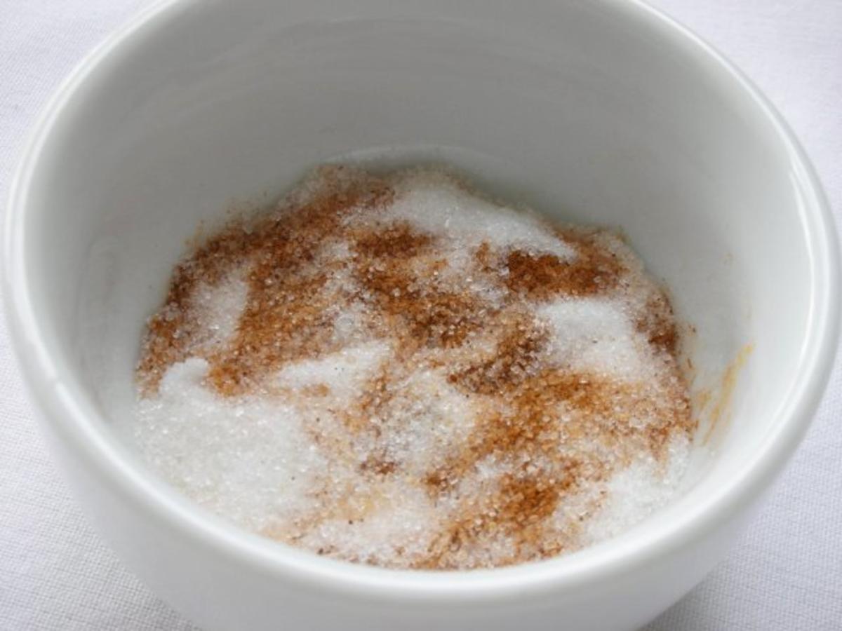 Saftige Zwetschgen - Pfannkuchen mit Joghurt - Zimtcreme - Rezept - Bild Nr. 4