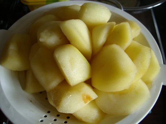 Rezept: Glasierte Frischkäse - Apfel - Torte Bild Nr. 2 Glasierte Frischkäse - Apfel - Torte - Rezept - Bild Nr. 2