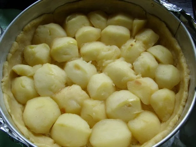 Rezept: Glasierte Frischkäse - Apfel - Torte Bild Nr. 3 Glasierte Frischkäse - Apfel - Torte - Rezept - Bild Nr. 3