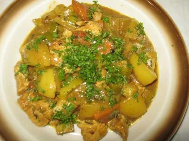 Rezept: fruchtig-aromatische Putenpfanne "Curry-Style" fruchtig-aromatische Putenpfanne "Curry-Style" - Rezept