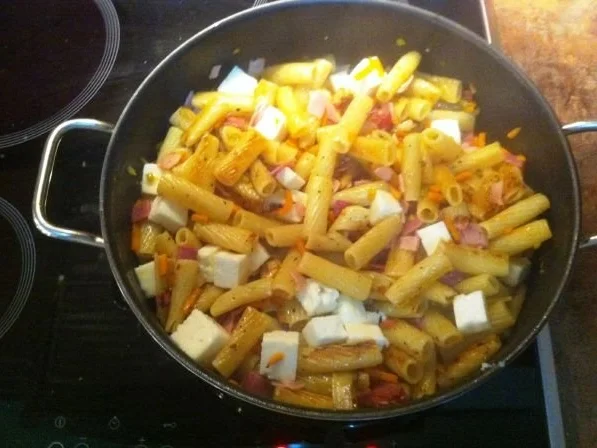 Rezept: Michis Schnelle Nudeln Bild Nr. 4 Michis Schnelle Nudeln - Rezept - Bild Nr. 4