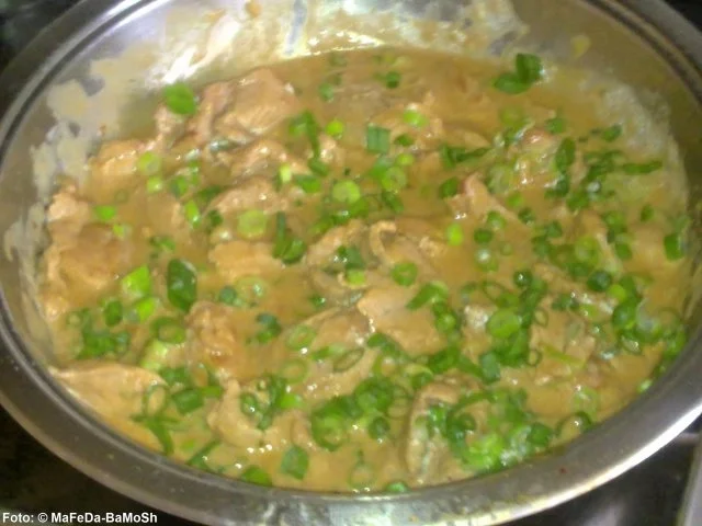 Rezept: Geschnetzeltes in Lauchzwiebelrahm Bild Nr. 2 Geschnetzeltes in Lauchzwiebelrahm - Rezept - Bild Nr. 2