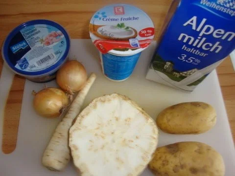 Rezept: Selleriesüppchen mit ZitronenKrabben Bild Nr. 2 Selleriesüppchen mit ZitronenKrabben - Rezept - Bild Nr. 2