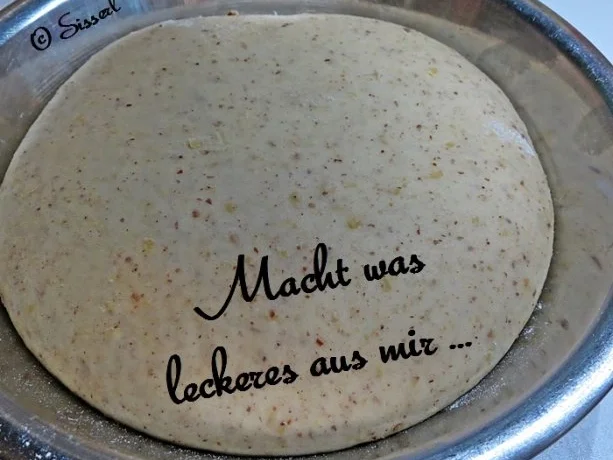 Sisserls  * Nuss - Hefeteig * - - - ( ohne Ei ) - Rezept
