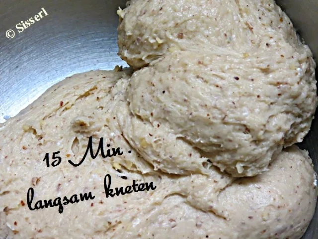 Sisserls  * Nuss - Hefeteig * - - - ( ohne Ei ) - Rezept - Bild Nr. 4