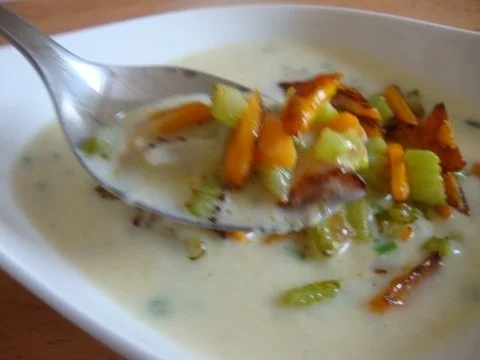 Kartoffelcremesuppe mit gebratenem Gemüse - Rezept - Bild Nr. 2