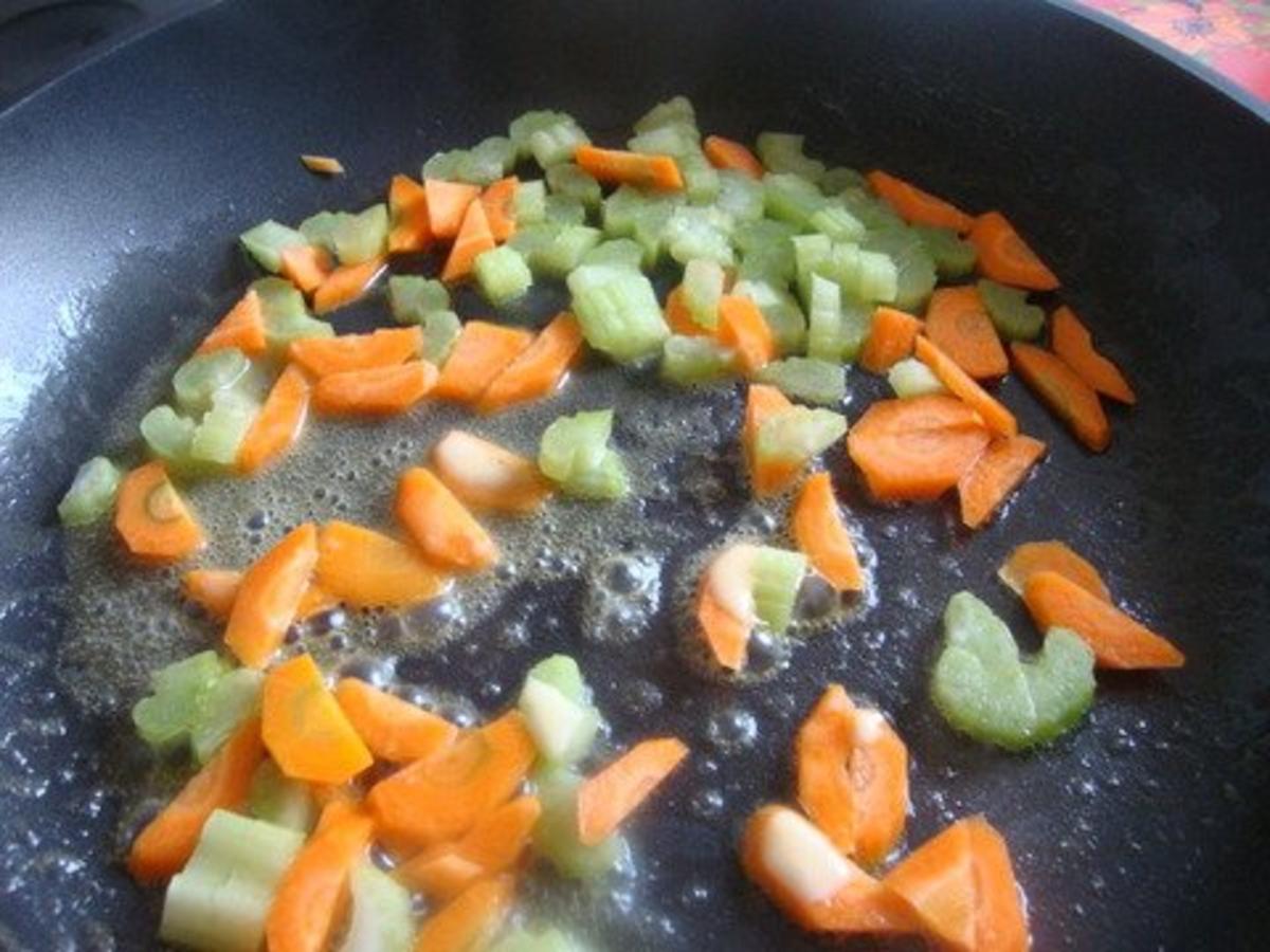 Kartoffelcremesuppe mit gebratenem Gemüse - einfach - von SuppenGeniesser Kartoffelcremesuppe mit gebratenem Gemüse - einfach - von SuppenGeniesser