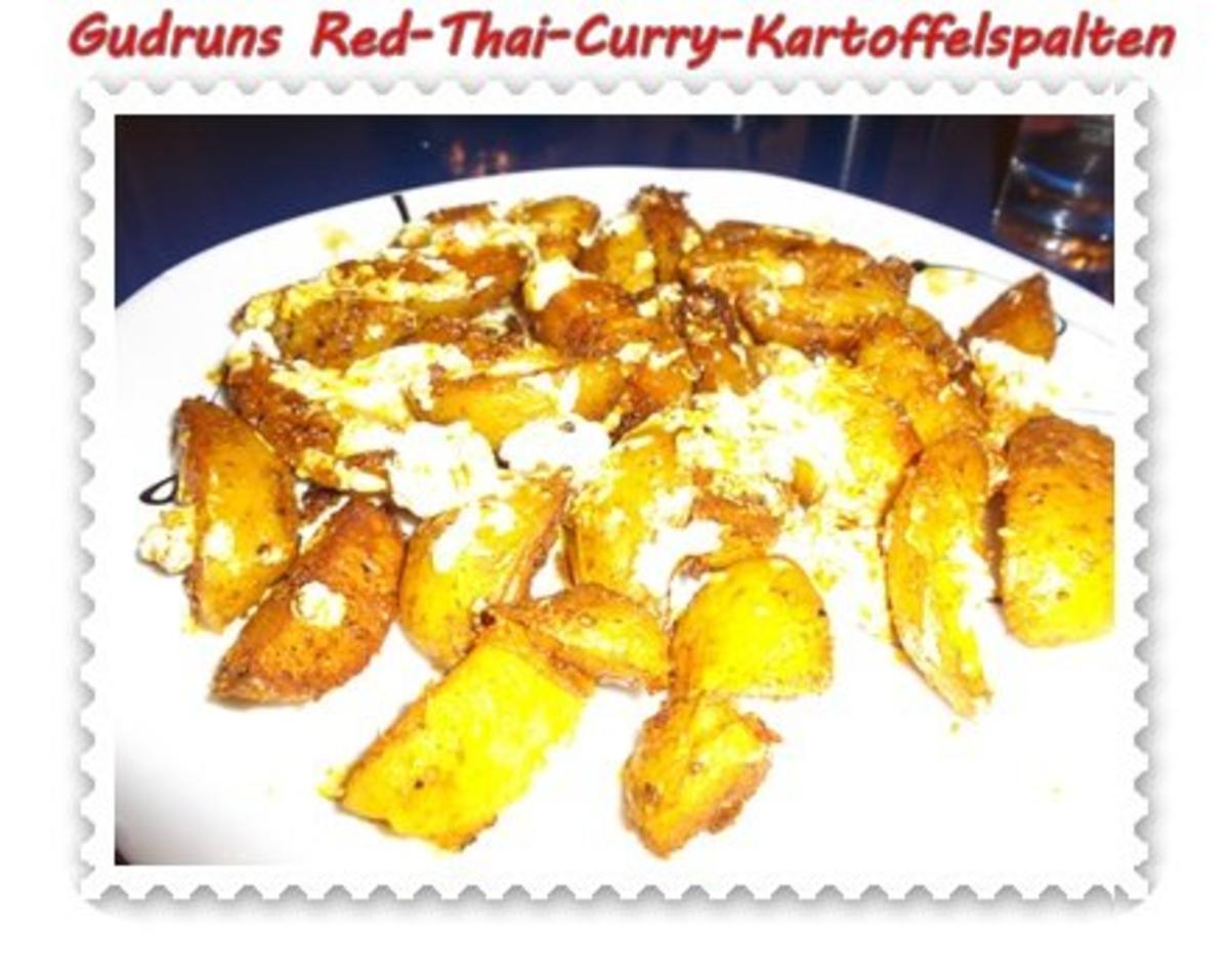 Bilder für Kartoffeln: Red-Thai-Curry-Kartoffelspalten mit Ziegenkäse - Rezept