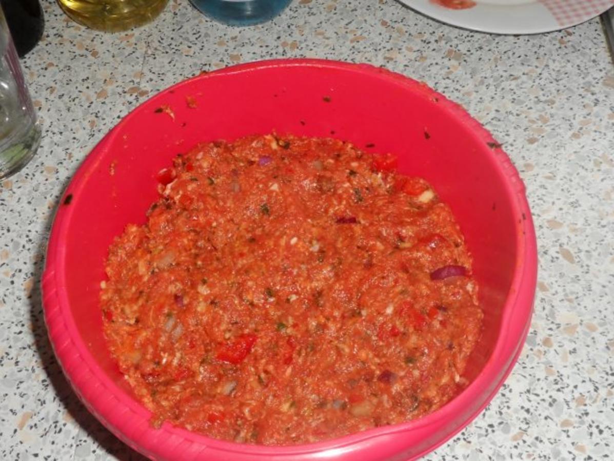 Herzhafte Kräuter Paprika Frikadellen - einfach - 323 kcal/100g