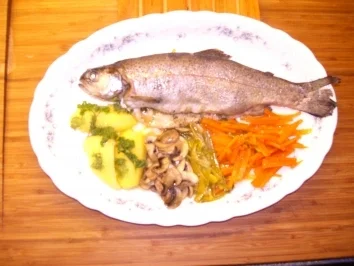 Forelle in Folie gegart - Rezept