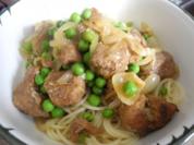 Gulasch : Zwiebel - Erbsen - Gulasch...aus dem kleinen Zaubertopf* - Rezept