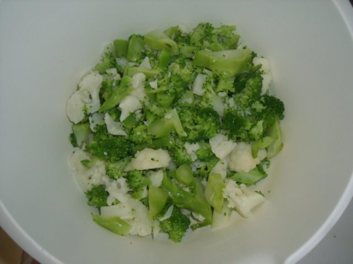 Blumenkohl Broccoli Strudel - Rezept - Bild Nr. 2