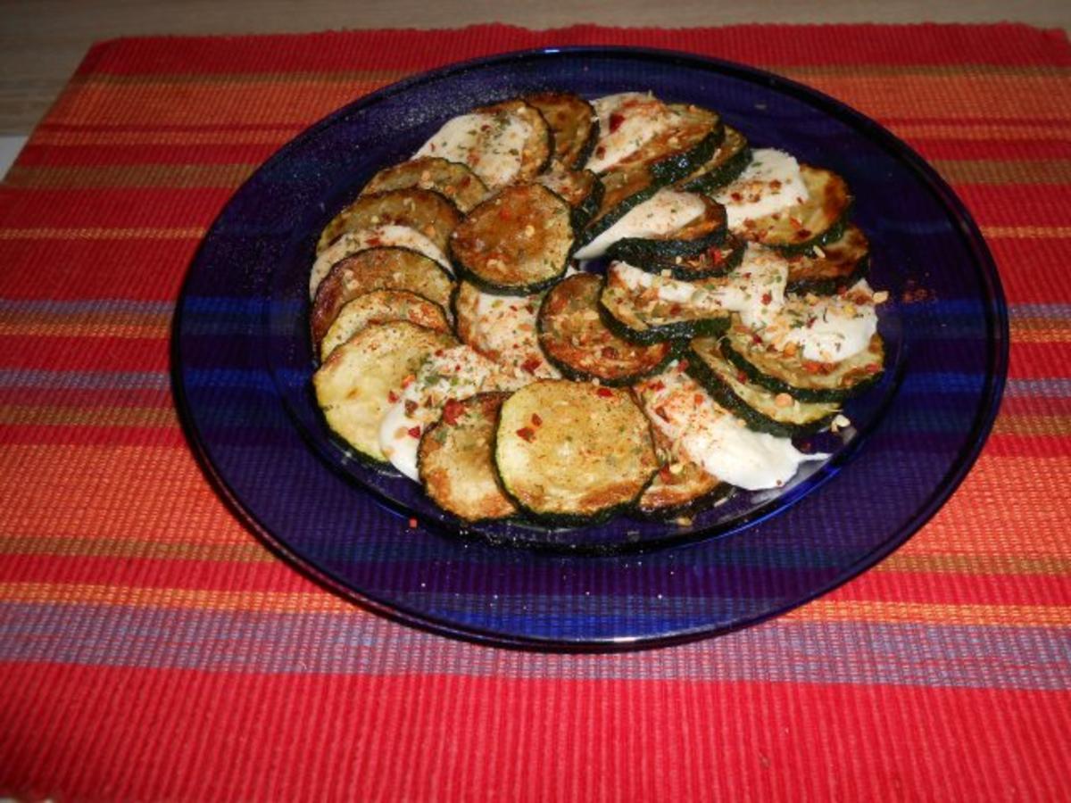 Antipasti: Zucchini mit Mozarella - Rezept