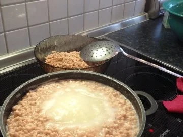 Rezept: Brätspätzle à la Mutter-Tochter - Suppeneinlage Bild Nr. 4 Brätspätzle à la Mutter-Tochter - Suppeneinlage - Rezept - Bild Nr. 4