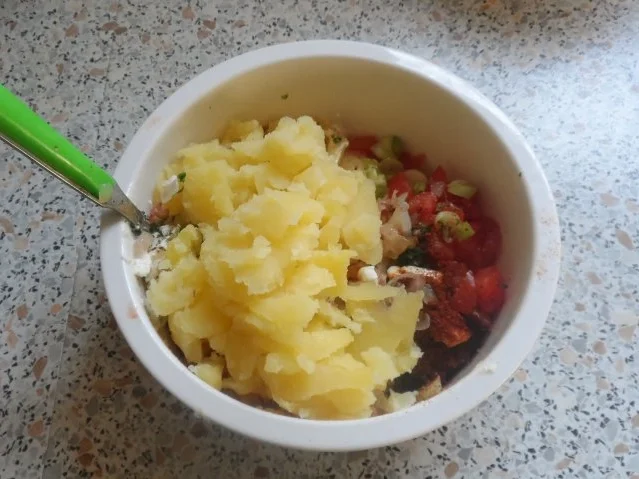 Herzhafte Ofenkartoffeln mit Bergkäse-Speck-Füllung - Rezept - Bild Nr. 6